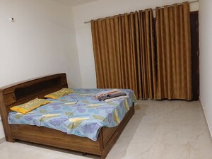 Bedroom in 2 BHK Independent House at Model Town – for Rent