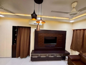 Furnished Amenities in 2 BHK Apartment at Lalani Grandeur, Goregaon East – for Rent