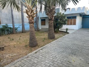 2 BHK Independent House – Exterior View View at RWA Apartments Sector 51, Sector 51 - for Rent