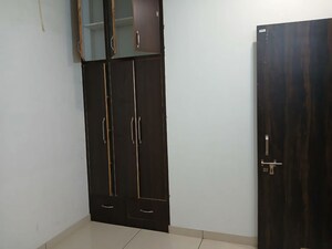 Room in 1 BHK Independent House at Sector 9 – for Rent