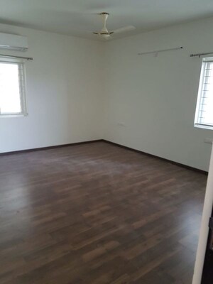 Room in 3 BHK Apartment at Hirize Rich Park, Kokapet – for Rent