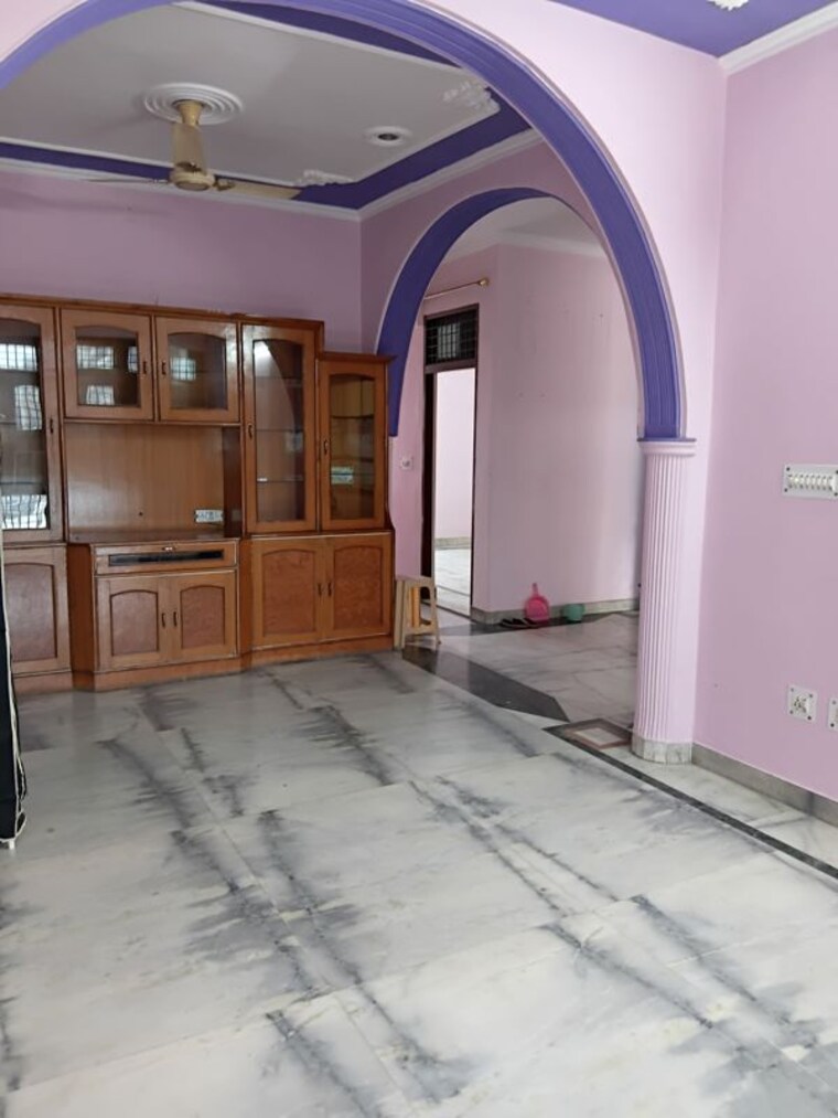 undefined, sector 31 6+ Bedroom 164 Sq.Yd. Independent House In Sector 31 Faridabad 10743057