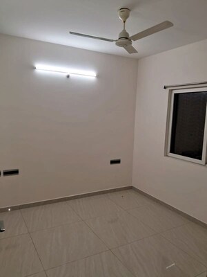 Room in 2.5 BHK Apartment at Urbanrise On Cloud 33, Bachupally – for Rent