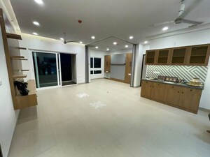 Room in 3 BHK Apartment at Karle Vario Homes, Hebbal – for Rent