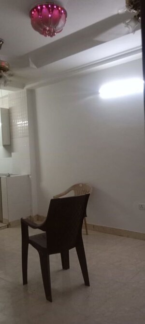 Furnished Amenities in 1 BHK Builder Floor at Neb Sarai – for Rent