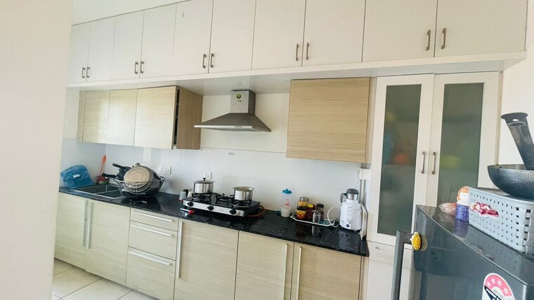 Kitchen, bhartiya-nikoo-homes 2.5 Bedroom 1300 Sq.Ft. Apartment In Thanisandra Main Road Bangalore 10743120