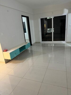Furnished Amenities in 2 BHK Apartment at Shriram Liberty Square, Electronic City Phase ii – for Rent