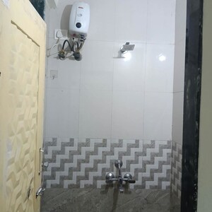 Bathroom in 1 BHK Apartment at Goregaon West – for Rent