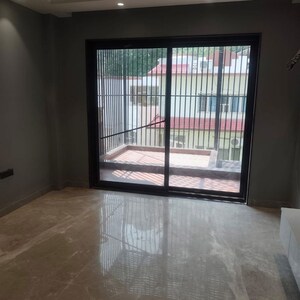 Room in 3 BHK Apartment at Birla Navya, Sector 63a – for Rent