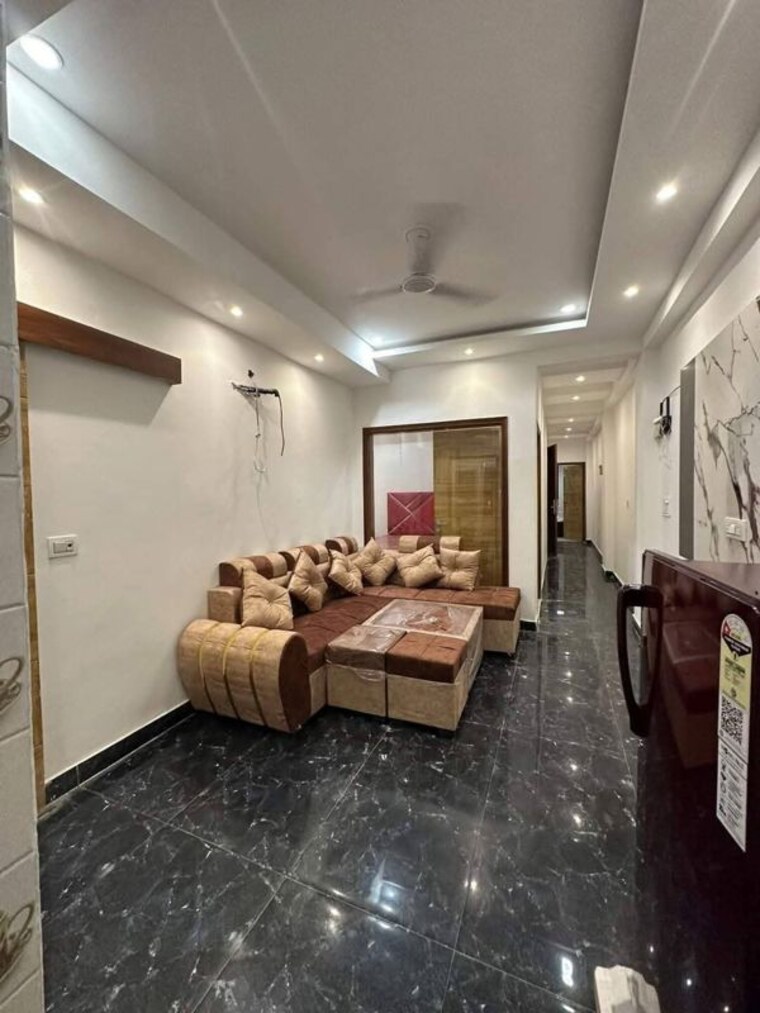 Living Room, freedom fighters enclave 2 Bedroom 1100 Sq.Ft. Apartment In Freedom Fighters Enclave Delhi 10743149