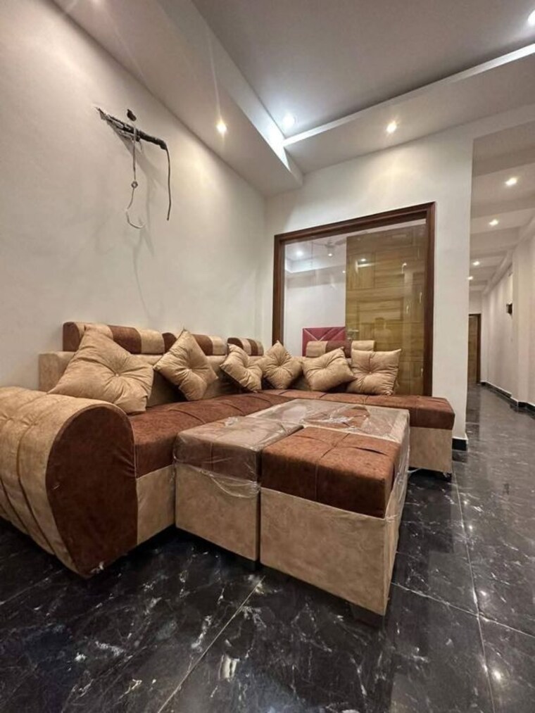 Living Room, freedom fighters enclave 2 Bedroom 1100 Sq.Ft. Apartment In Freedom Fighters Enclave Delhi 10743149