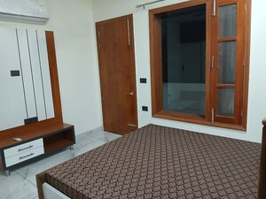 Bedroom in 3 BHK Apartment at Sector 11 – for Rent