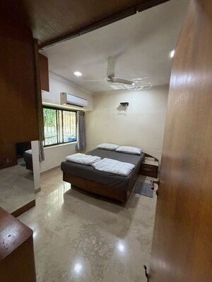 Master Bedroom in 2 BHK Apartment at Lower Parel – for Rent