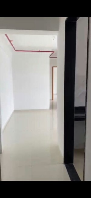 Room in 3 BHK Apartment at Hubtown The Premiere, Andheri West – for Rent