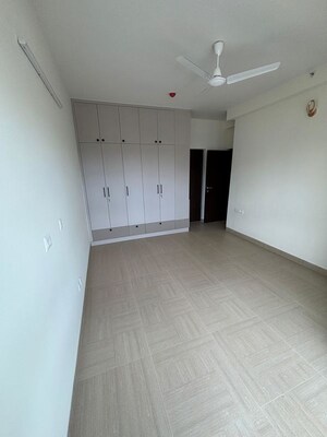 Room in 2 BHK Apartment at Karle Vario Homes, Hebbal – for Rent