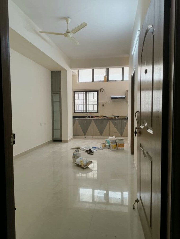 Room, koramangala 1 Bedroom 700 Sq.Ft. Apartment In Koramangala Bangalore 10743217