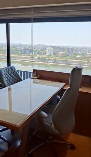  Office Space For Rent in Sun Westbank, Navrangpura