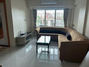 2 BHK Apartment For Rent in Santacruz West