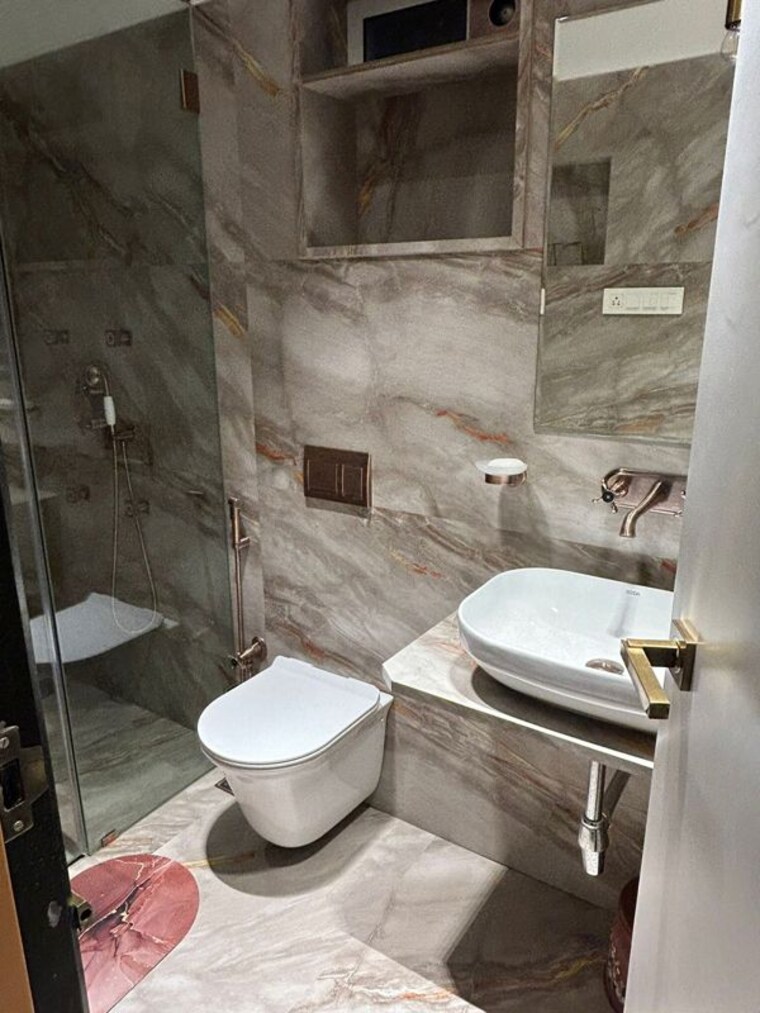 Bathroom, santacruz west 2 Bedroom 700 Sq.Ft. Apartment In Santacruz West Mumbai 10743224