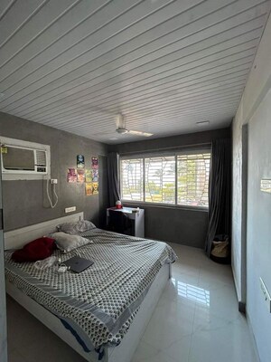 Master Bedroom in 2 BHK Apartment at Bandra West – for Rent