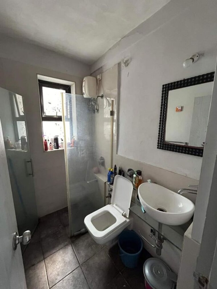 Bathroom, bandra west 2 Bedroom 700 Sq.Ft. Apartment In Bandra West Mumbai 10743257