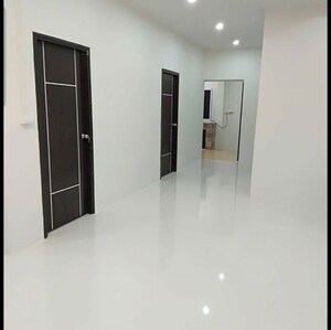 Room in 2 BHK Apartment at Lodha Amara, Kolshet Road – for Sale