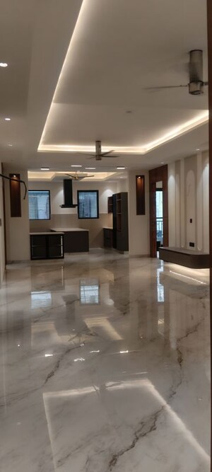 Hall in 4 BHK Builder Floor at Sector 82 – for Sale