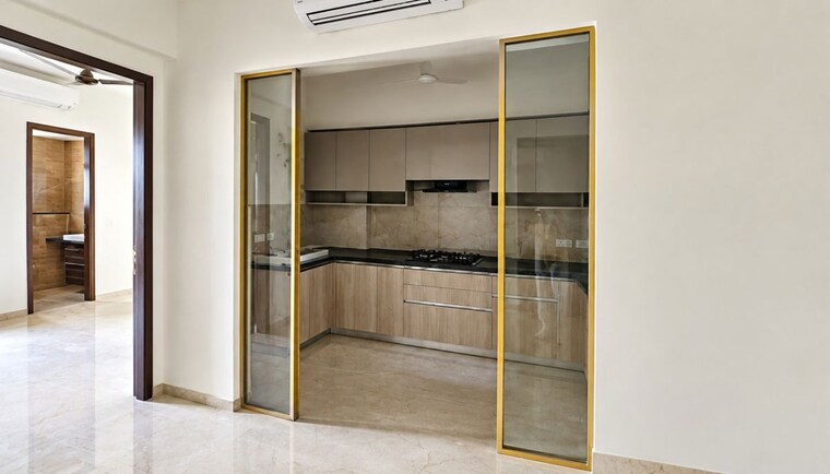 Kitchen, smart-world-orchard 3.5 Bedroom 1626 Sq.Ft. Apartment In Sector 61 Gurgaon 10743531