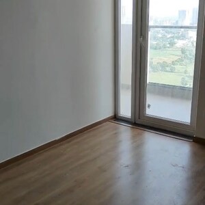 Room in 3 BHK Apartment at Tulip Yellow, Sector 69 – for Rent