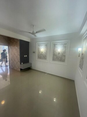 2 BHK Apartment For Rent in Pyramid Midtown, Sector 59