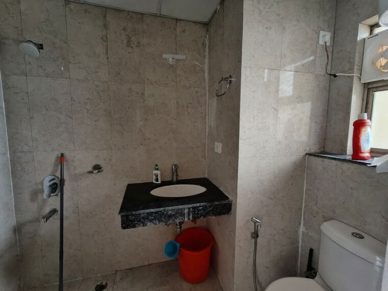 Bathroom, gomti nagar 2 Bedroom 1400 Sq.Ft. Apartment In Gomti Nagar Lucknow 10743610