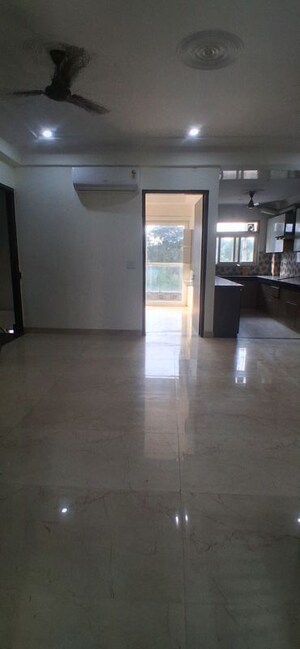 Furnished Amenities in 3 BHK Builder Floor at Sector 57 – for Rent