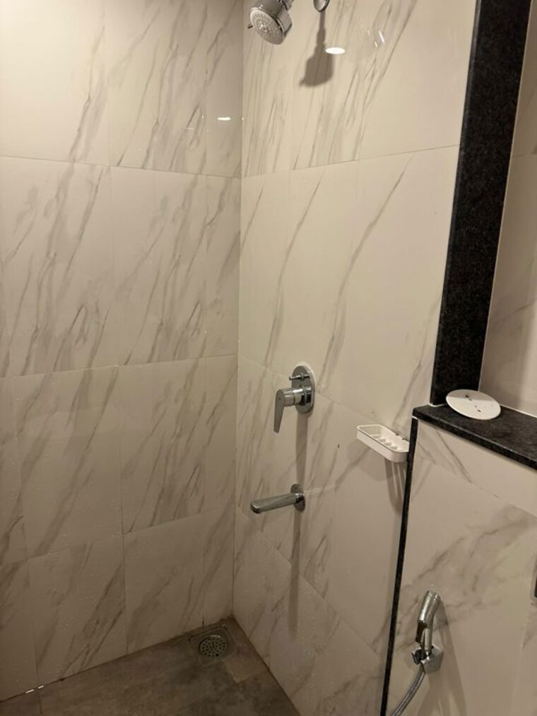 Bathroom, veena-synergy 2 Bedroom 699 Sq.Ft. Apartment In Andheri East Mumbai 10743676