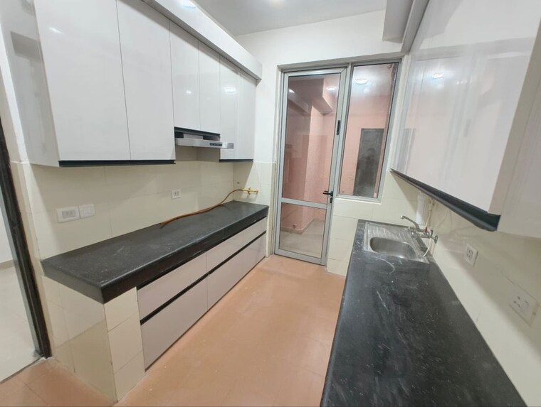 Kitchen, pioneer-araya 3 Bedroom 2061 Sq.Ft. Apartment In Sector 62 Gurgaon 10743695