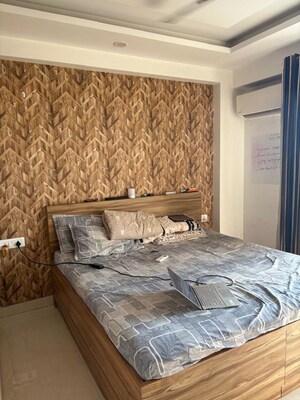 Bedroom in 2 BHK Builder Floor at Sector 47 – for Rent