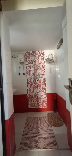 Furnished Amenities in 2 BHK Apartment at Sheth Vasant Sagar Complex, Kandivali East – for Rent
