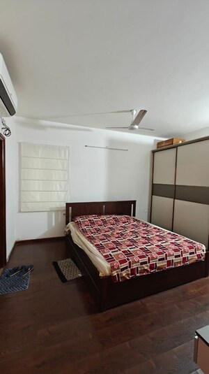 Bedroom in 3 BHK Apartment at Honer Vivantis, Gopanpally – for Rent