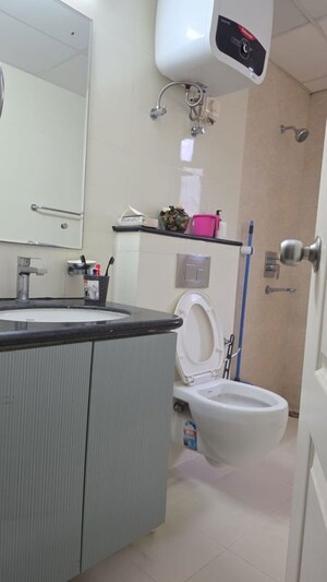 Bathroom in 4 BHK Builder Floor at South City 2 – for Rent
