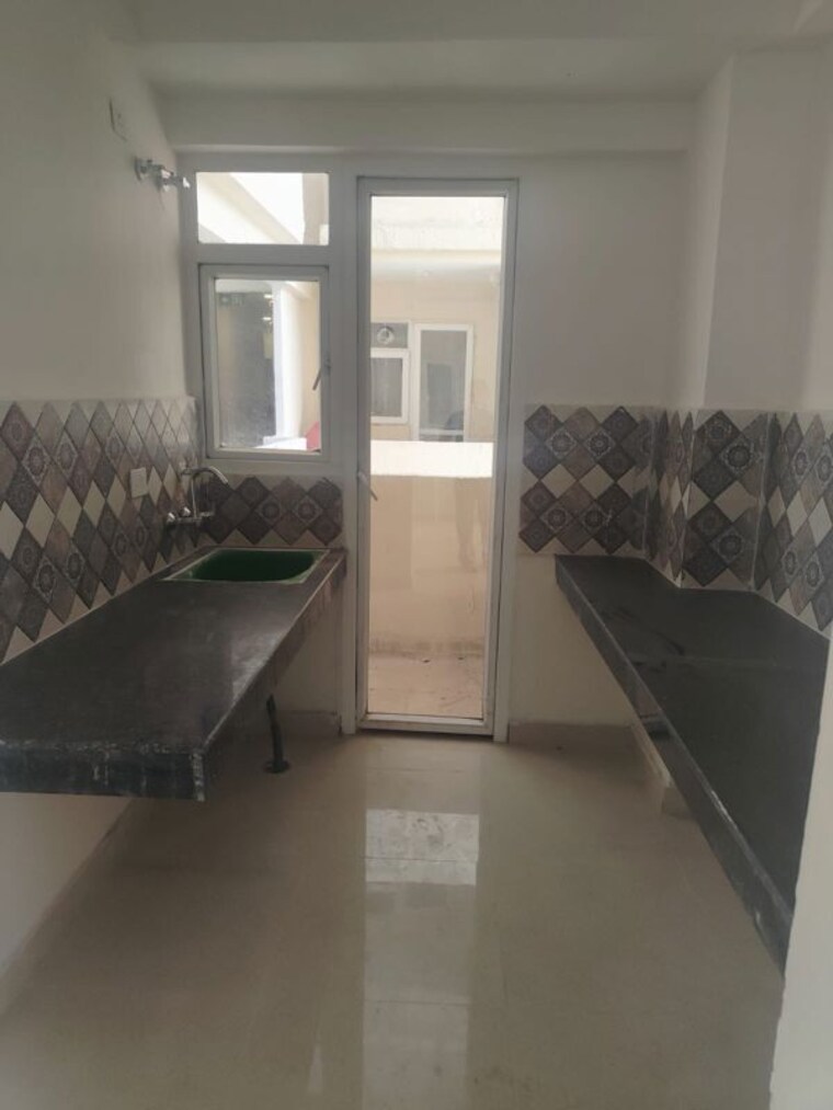 Kitchen, signature-global-prime 2 Bedroom 700 Sq.Ft. Apartment In Sector 63a Gurgaon 10743730