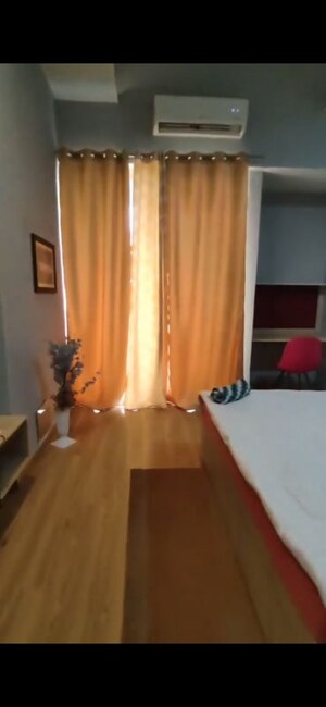 Bedroom in Studio Apartment at Gaur City Mall, Sector 4 Greater Noida – for Rent