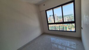 Room in 2 BHK Apartment at Kalpatru Apartment, Jogeshwari East – for Rent