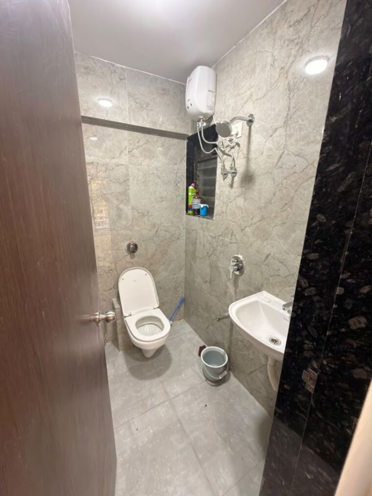 Bathroom, kalpataru-vivant 2 Bedroom 759 Sq.Ft. Apartment In Jogeshwari East Mumbai 10743738