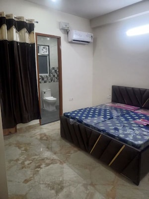 4 BHK Builder Floor For Rent in Sector 45