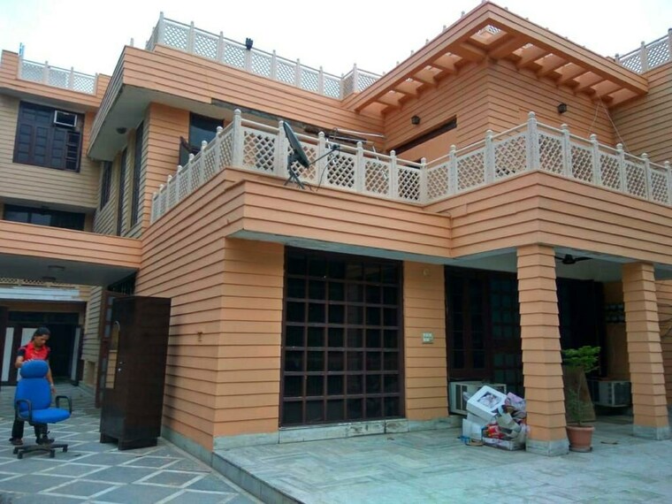 Exterior View, sector 16 Pg For Boys In Sector 16 10689117