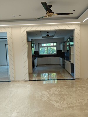 Kitchen in 4 BHK Builder Floor at Sector 31 – for Sale
