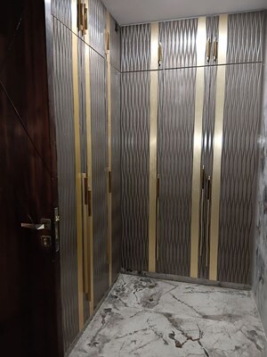 Balcony in 4 BHK Builder Floor at Sector 31 – for Sale