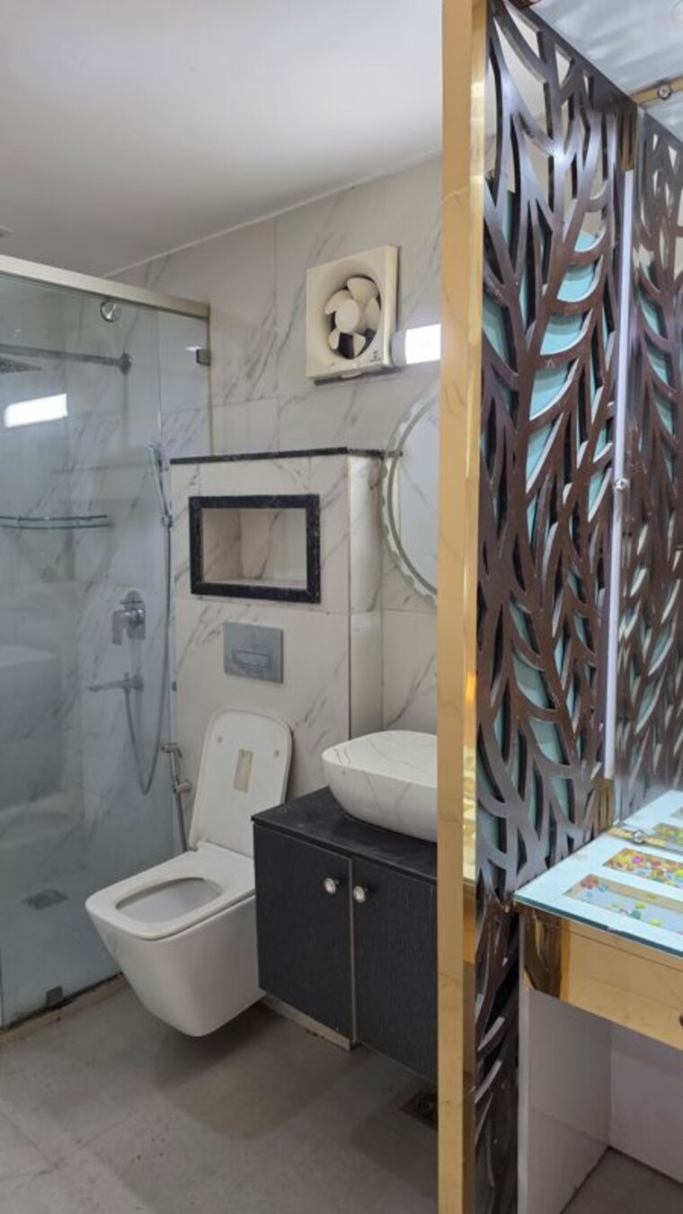 Attached Bathroom, dwarka 3 Bedroom 1550 Sq.Ft. Apartment In Dwarka Delhi 10658517