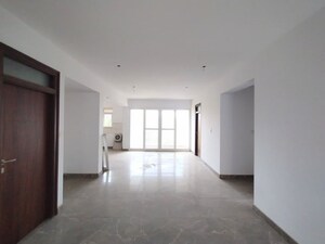 Room in 3 BHK Apartment at Preeti E5 Green Homes, Sampigehalli – for Sale