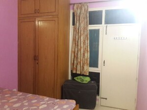 Room in 4 BHK Apartment at Rudra Vigyan Vihar, Sector 56 – for Rent