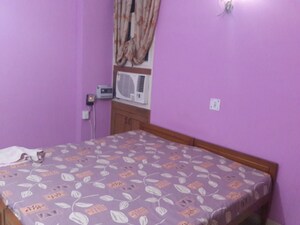 Bedroom in 4 BHK Apartment at Rudra Vigyan Vihar, Sector 56 – for Rent